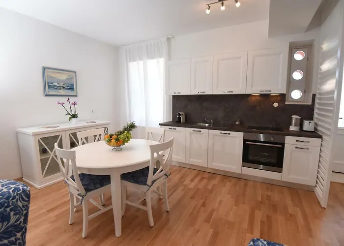 Puntamika Laterna Apartment